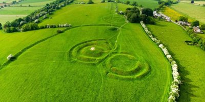 Newgrange Day Tours overview of ancient ground markings